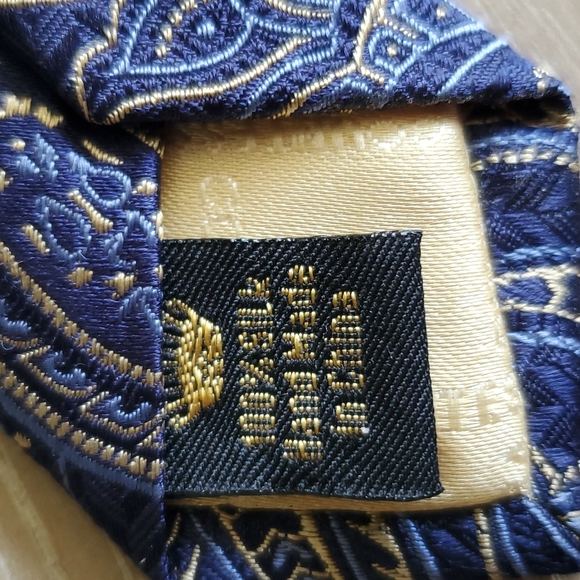 Countess necktie - Picture 5 of 5